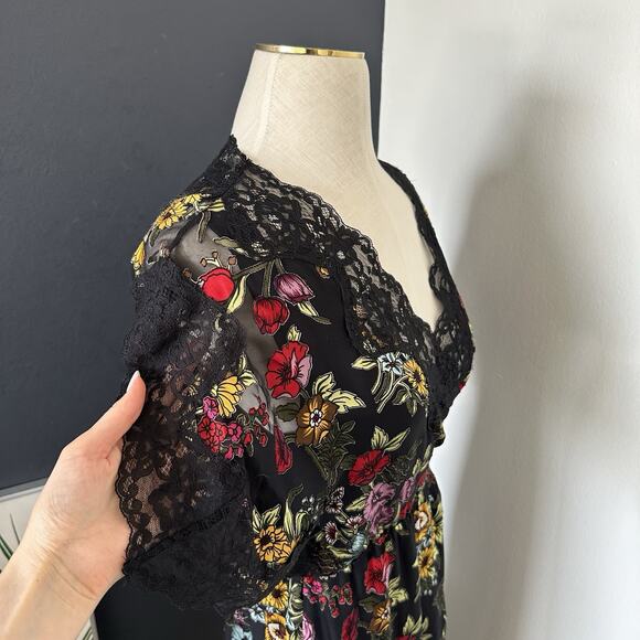 Alice Olivia Adele Full Wrap Floral Lace Midi Dress - Picture 7 of 16